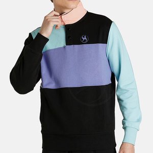 Las camisas con media cremallera están diseñadas para la comodidad sin comprometer el estilo de las camisas con media cremallera - Product Image 1