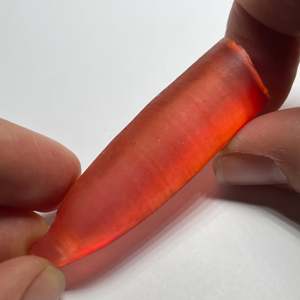 พลอยแซฟไฟร์พัพพารัดชาสังเคราะห์ทรงรีขนาด 8 มม. สีส้มและสีน้ำเงิน ผ่านการอบความร้อน - Product Image 1