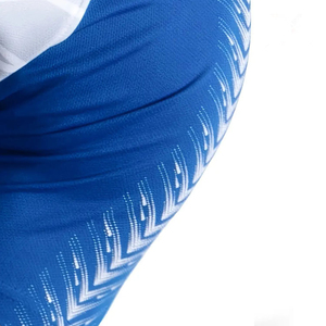 Ensemble d'uniformes de football personnalisés pour hommes, blanc et bleu, en polyester respirant, maillot et short, impression par sublimation, tenue d'équipe pour adultes, service OEM - Product Image 3