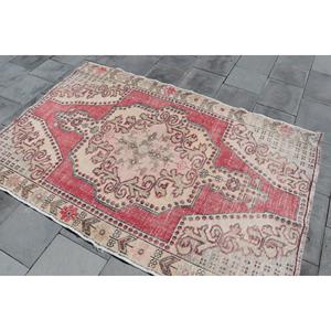 พรมวินเทจขนาด 4.3x6.4 ฟุต สีแดงขาว พรมโอเรียนทอลทำจากขนสัตว์ - Product Image 4