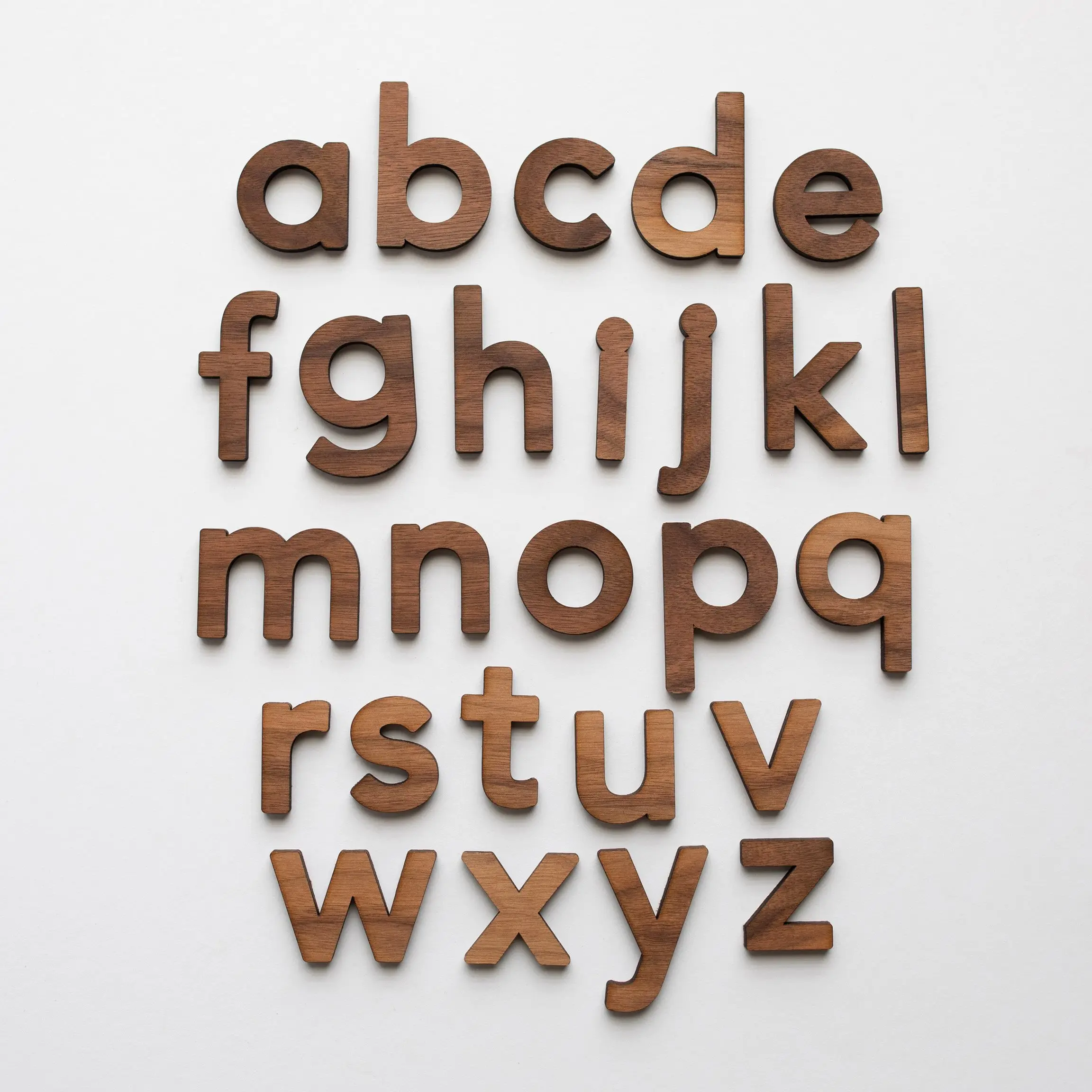 A-Z de lettres alphabet en bois pour la décoration de la maison lettres en bois de couleur naturelle du fabricant du Vietnam