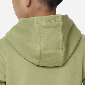 T-shirt en molleton à capuche pour homme, rouge, premium, hiver |   100% coton |   Impression numérique et broderie |   Haute qualité, toucher doux - Product Image 5