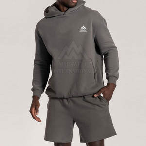 Ropa de calle Venta al por mayor Hecho Hombres Sudadera con capucha y pantalones cortos Conjunto Logotipo personalizado Hombres Sudadera con capucha y pantalones cortos Conjunto - Product Image 1