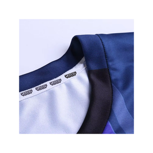 Maillot de football à manches longues pour homme, bleu rayé, col en V, évacuation de l'humidité, coupe athlétique, impression sublimée, numéro 10 - Product Image 5