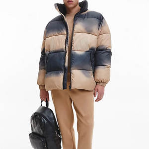 Veste matelassée personnalisée de style rue pour hommes, tissu d'hiver de haute qualité, service OEM en vente - Product Image 3