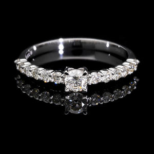 Banda de compromiso de oro amarillo de 14 quilates Juego de puntas clásicas Diseño de anillo de diamantes con diamantes de acento central brillante natural - Product Image 2