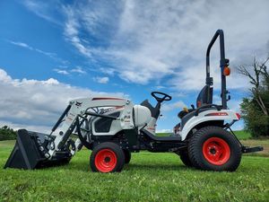 รถแทรกเตอร์ขนาดเล็ก รุ่น Mini Bobcatt 2025 LS 4x4 พร้อมหัวตักและหัวขุด ราคาโรงงาน พร้อมส่งออก - Product Image 2