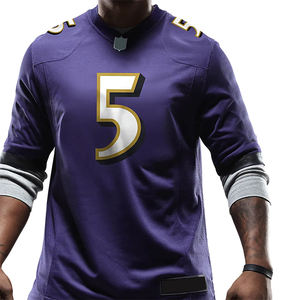 Camiseta de fútbol americano con logotipo personalizado hecho en Pakistán, ropa de fútbol transpirable de secado rápido con tecnología de sublimación - Product Image 4