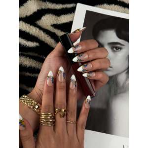 Uñas Postizas Blue Daisy Kiss - Product Image 2