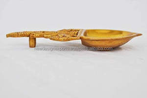 Aarti Diya-Lámpara de aceite de metal de latón decorativa hecha a mano - Product Image 2