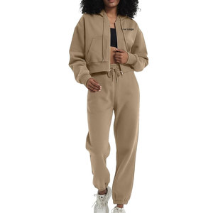 Conjunto de sudaderas con capucha cortas de alta calidad para mujer, manga larga transpirable de Color sólido con Tops cortos informales de estilo de invierno, pantalones cortos de 2 piezas - Product Image 2