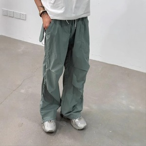 Pantalon décontracté d'été à jambe droite et coupe ample de couleur pure pour hommes pantalon de survêtement léger drapé à jambes larges pantalon long confortable - Product Image 1