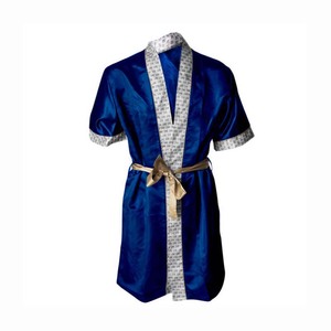 ชุดคลุมมวยสำหรับมืออาชีพ,เสื้อคลุมฝึกซ้อมมวยไทยพร้อมฮู้ดดีไซน์แบบเฉพาะ - Product Image 6