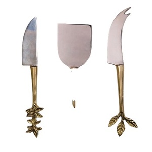 Ensemble de 4 couteaux coupe-fromage en acier inoxydable top vente pour restaurant hôtel couverts forme personnalisée pour un design élégant - Product Image 2