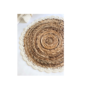 Dessous de verre rond bohème Décoration de table à thème différent avec napperons en macramé Finition naturelle - Product Image 1