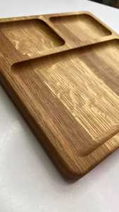 Ensemble d'assiettes en bois et de plateaux en bambou de qualité supérieure pour servir des plats avec un charme classe et intemporel d'Inde - Product Image 5