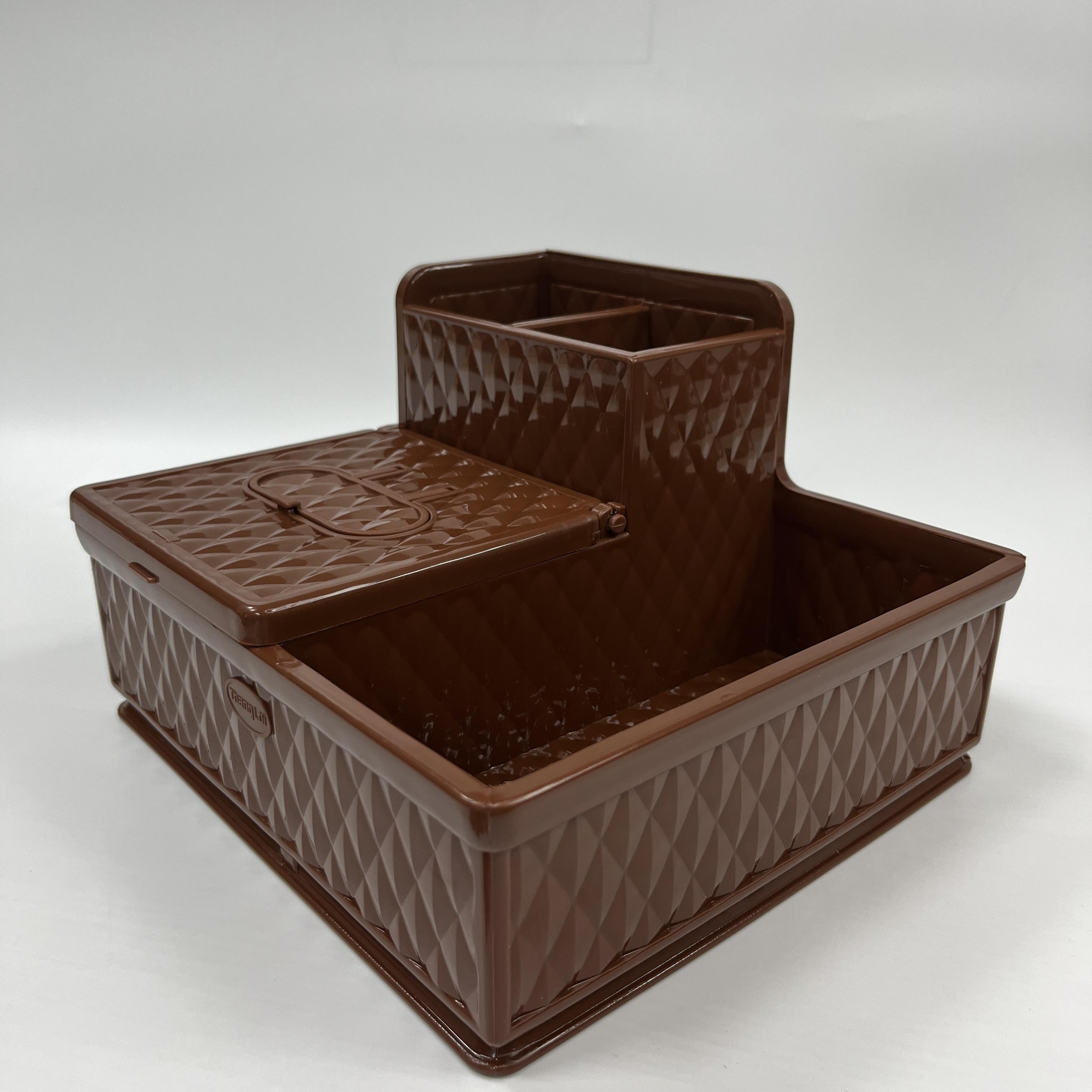 ไม้สีน้ำตาล