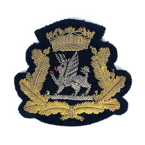 Insignias de Metal al por Mayor OEM, Insignias Bordadas con Hilo Metálico, Insignias Bordadas Hechas a Mano Personalizadas - Product Image 1
