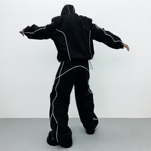 Conjunto Deportivo Personalizado de Fábrica, Chaqueta con Capucha Reflectante de 3m con Cremallera y Pantalones Deportivos de Nailon, Cortavientos Ligero, Conjunto Deportivo de Nailon - Product Image 2