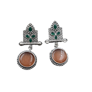 ทันสมัยทันสมัยออกแบบเครื่องประดับที่ทันสมัยวัสดุทองเหลืองเงินดูเหมือนกันตุ้มหินต่างหูเครื่องประดับสำหรับผู้หญิงและผู้หญิง - Product Image 4