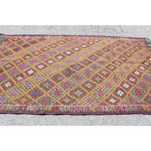 Tapis turc Kilim 5,6 x 10 pieds, tapis marocain vintage rouge en laine - Product Image 3