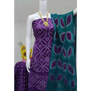 Traje Formal de Verano con Bordado Banndhani en Satén, con Dupatta, Cintura Natural en Línea A - Product Image 1