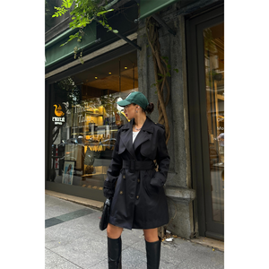 Gabardina Negra Corta, Estilo Casual, Impermeable, para la Temporada de Otoño - Product Image 6