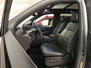 Cadillac Escalade Premium Luxury Platinum 4WD 2023 prêt à être expédié - Product Image 3