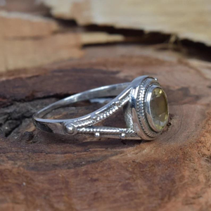 แหวนพลอยซิทรินสีเหลืองทรงเหลี่ยมเงินแท้ 925 ทำด้วยมือ เครื่องประดับพลอยธรรมชาติ แหวนดีไซน์เนอร์ แหวนของขวัญวันวาเลนไทน์ - Product Image 3