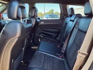 จี๊ป แกรนด์ เชอโรกี ลาเรโด ปี 2022 - Product Image 5