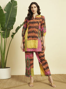 ชุดคุर्ติผ้าฝ้ายพรีเมียมลายดอกไม้สำหรับฤดูร้อนแบบผ่าข้างสั้น พร้อมกางเกงปาลาซโซสำหรับผู้หญิง |   ผ้าที่ระบายอากาศได้ดี |   ชุดลำลองและชุดพื้นเมือง - Product Image 2