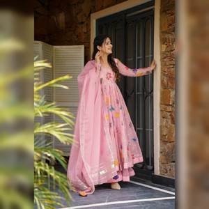 Vêtements indiens et pakistanais traditionnels à la mode, nouveaux modèles de pishwas, manches longues, élégants, décontractés, pour les fêtes, séchage rapide, pour femmes - Product Image 1