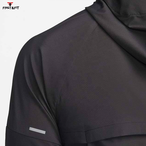 Veste coupe-vent légère et imperméable avec tissu en toile, col montant, logo frontal, respirante et à séchage rapide, à capuche, pour l'hiver - Product Image 4