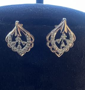 Belles boucles d'oreilles en or 14K et 18K avec diamant naturel rond taille brillant certifié par une tierce partie cadeau parfait pour elle - Product Image 3