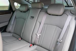 ฮุนได เจเนซิส 5.0 ปี 2015 มือสอง สภาพดี - Product Image 5