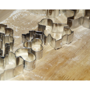 2025 formes personnalisées couleur supérieure emporte-pièce ensembles moules à biscuits en métal de haute qualité outils de cuisson parfaits - Product Image 5