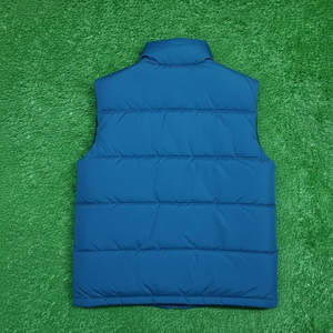 เสื้อกั๊กพัฟเฟอร์ผู้ชายแบบไม่มีแขน ออกแบบเองได้ เสื้อแจ็คเก็ตพัฟเฟอร์ผู้ชายสำหรับใช้งานกลางแจ้ง เสื้อพัฟเฟอร์ผู้ชายแบบคาดเอว ราคาขายส่ง ชุดทีม - Product Image 2