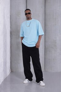 เสื้อยืดผู้ชายผ้าฝ้ายแบบพื้นฐาน ขายส่ง ปรับแต่งได้ ผลิตในตุรกี ผู้จัดจำหน่ายขายส่ง - Product Image 3