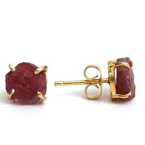 Juego de pendientes de Punta chapados en oro con piedra de turmalina Rosa cruda de 8-10mm, joyería minimalista delicada hecha a mano con piedra de nacimiento para mujer - Product Image 2