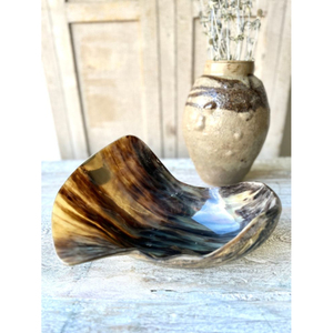 Cuenco mezclador de cuerno natural creativo al por mayor, lazo de cuerno decorativo de diseño moderno para utensilios de cocina de restaurante, cuenco de comida de cuerno sólido - Product Image 1