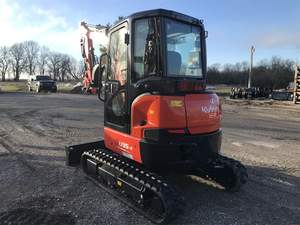 Miniexcavadora sobre orugas Kubota 2024, miniexcavadoras de construcción usadas multiusos a un precio asequible - Product Image 5