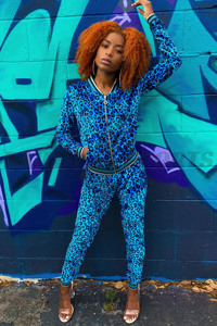 ชุดวอร์มผ้ากำมะหยี่แบบกำหนดเองชุดจั๊มสูทกางเกงมีฮู้ดชุดวอร์มแบบระบายอากาศสำหรับผู้ใหญ่ - Product Image 4