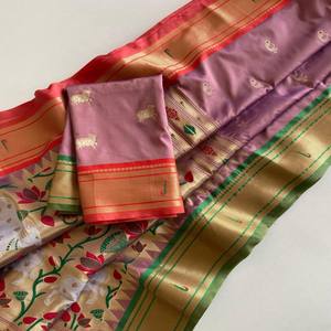 VASTRA COTTAGE Elegante Sari de Seda Paithani Pichwai con Motivos Nath, Pallu Pichwai Rico con Blusa de Brocado para Vestimenta Festiva - Product Image 4