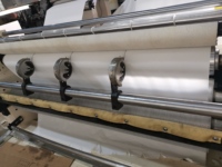 Machine de pliage de serviettes en papier à haute capacité et 4 sorties, fabriquée en usine, avec certification CE, pour la production de papier de serviette