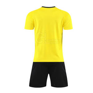 Uniforme de football personnalisé pour hommes, vente en gros, équipe de football, 100% polyester, manches courtes, séchage rapide, respirant, léger, prix raisonnable - Product Image 2