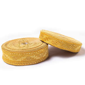 Tresse en dentelle dorée en mylar fantaisie faite à la main avec garniture de vêtement et galons pour accessoires d'uniforme - Product Image 3