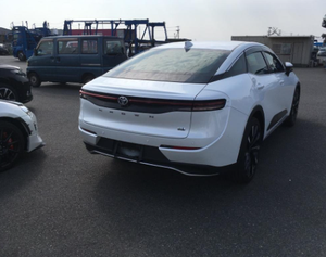 Toyota Crown Crossover 2.4T RS d'occasion 2022 à prix abordable - À vendre - Product Image 2