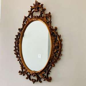 Cadre de miroir en cuivre tendance avec travail antique et design élégant pour améliorer les intérieurs de l'entrée et du couloir - Product Image 3