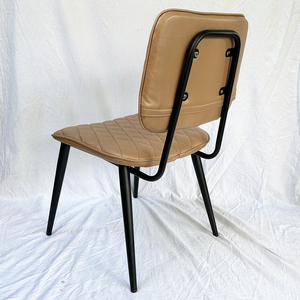Ensemble de table à manger classique moderne CBBA093 140x80cm avec 4 chaises en similicuir pour un confort optimal, meubles pour la maison, pour le salon - Product Image 6