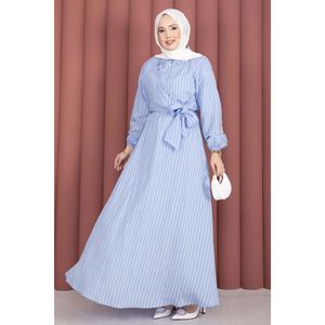 Vestido Hijab Modesto a Rayas con Lazos Laterales en Azul Bebé - Product Image 3